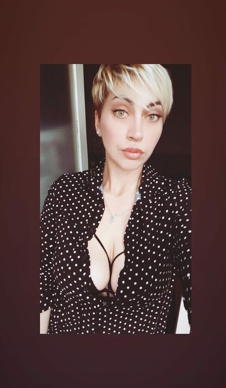 Zrenjanin estrella porno hermosa imagen