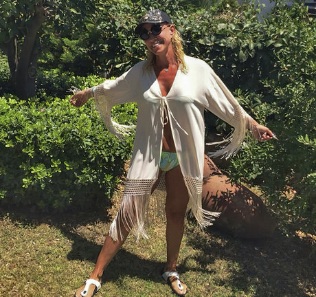 Zumrut Nural Dorman modelo superior recopilación