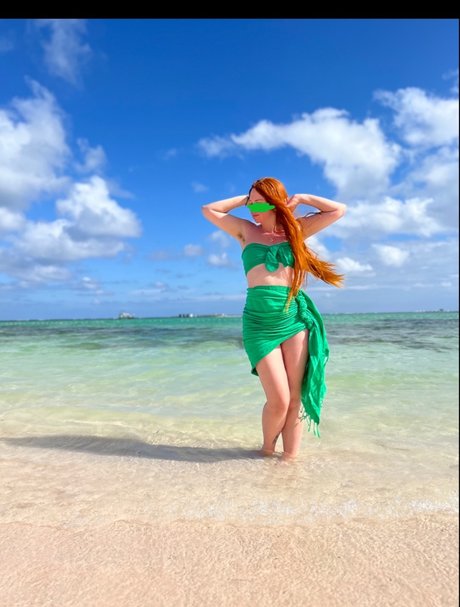 Daydream Redhead estrella porno bonita galería