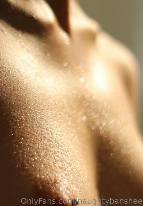 Naughtybanshee modelo gratis foto