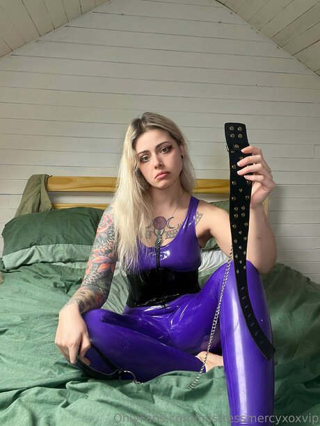 Mistressmercyxoxvip estrella porno erótica archivo