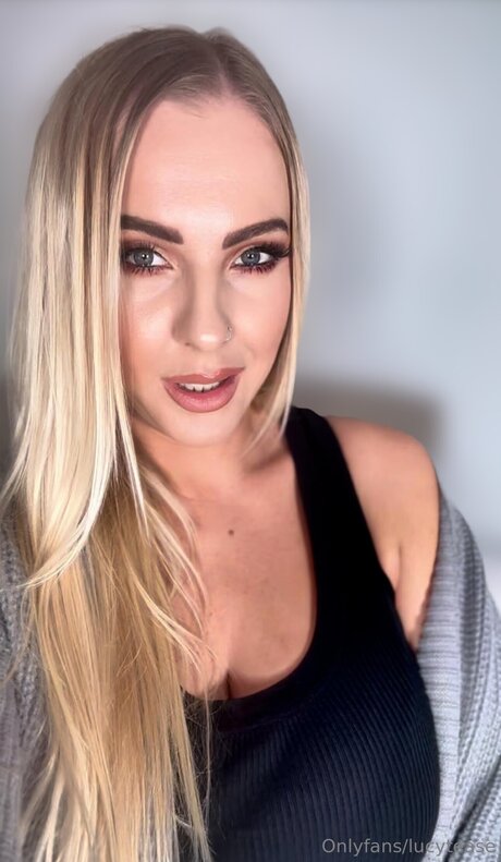 Lucy Robinson actriz fotos