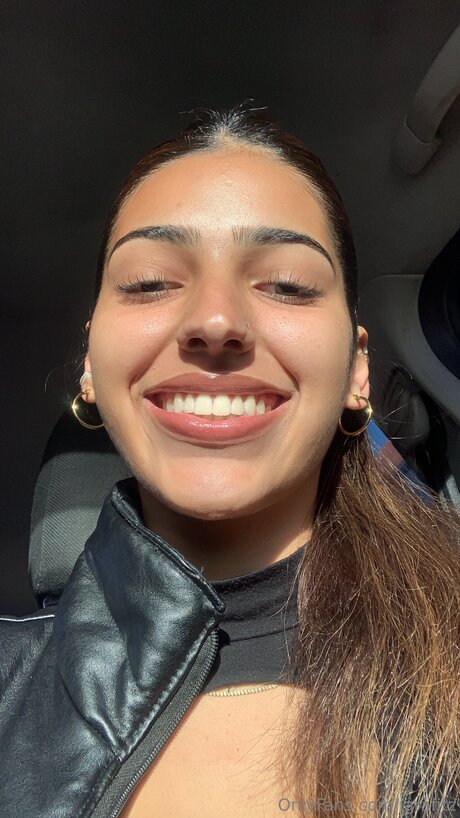 Larafitz estrella exclusiva fotos