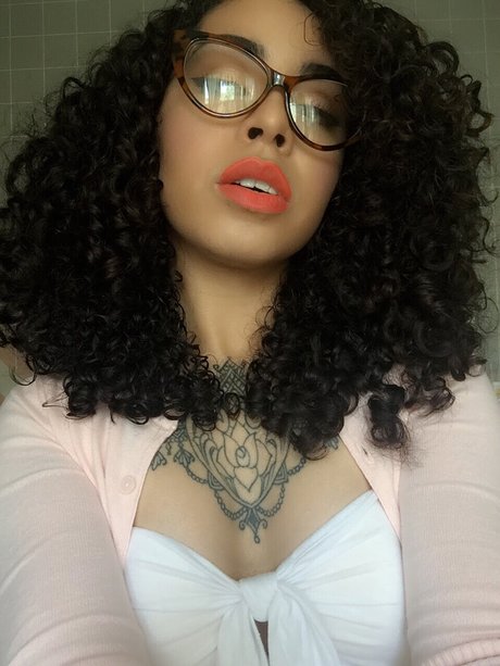 travesti tatuada onlyfans pornografica erótica galerías