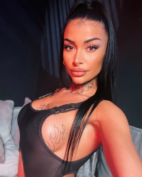 Misspierciink estrella porno adulto imágenes