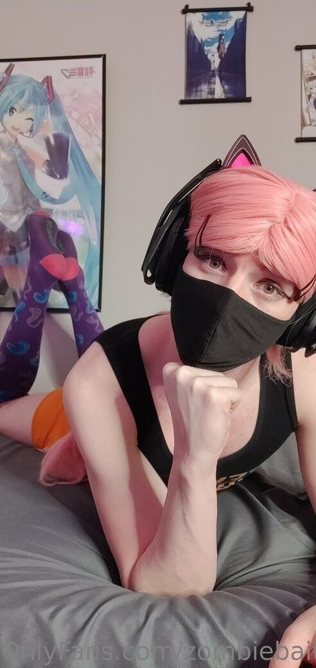 zombiebait24 actriz de arte foto