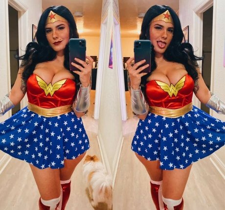 Zombiunicorn bonita estrella porno fotos