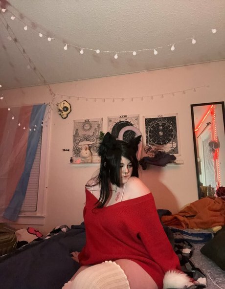 zomcel actriz de arte imágenes