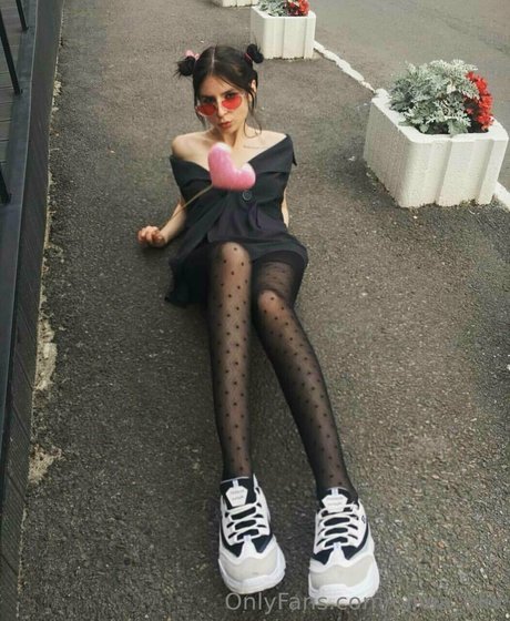 Adel leda modelo sexy foto