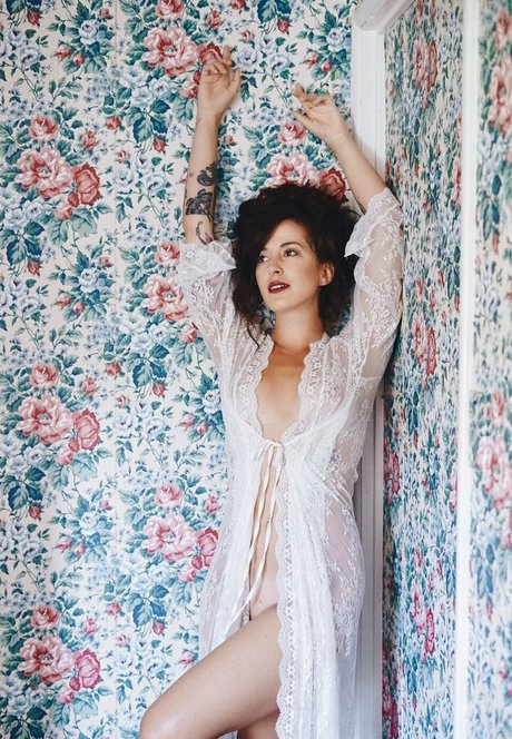 Diary For Lovers estrella caliente galerías