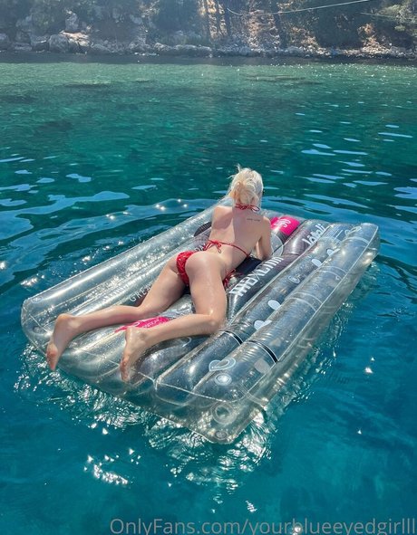 zoeybrooks18 modelo de arte imagen