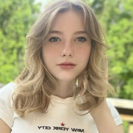 Zoe Moore hermosa actriz fotos