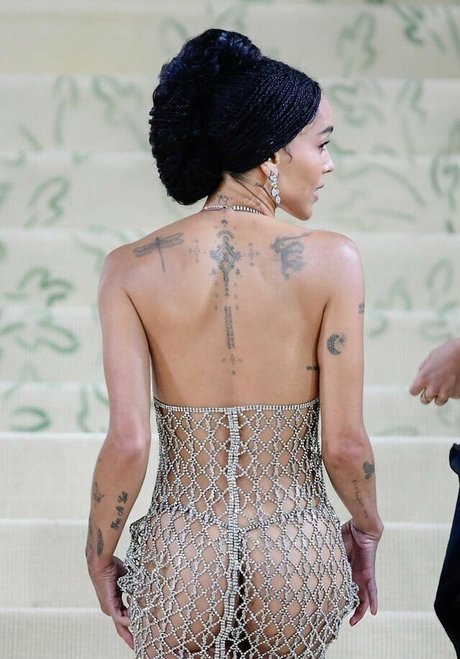 Zoe Kravitz actriz xxx imagen