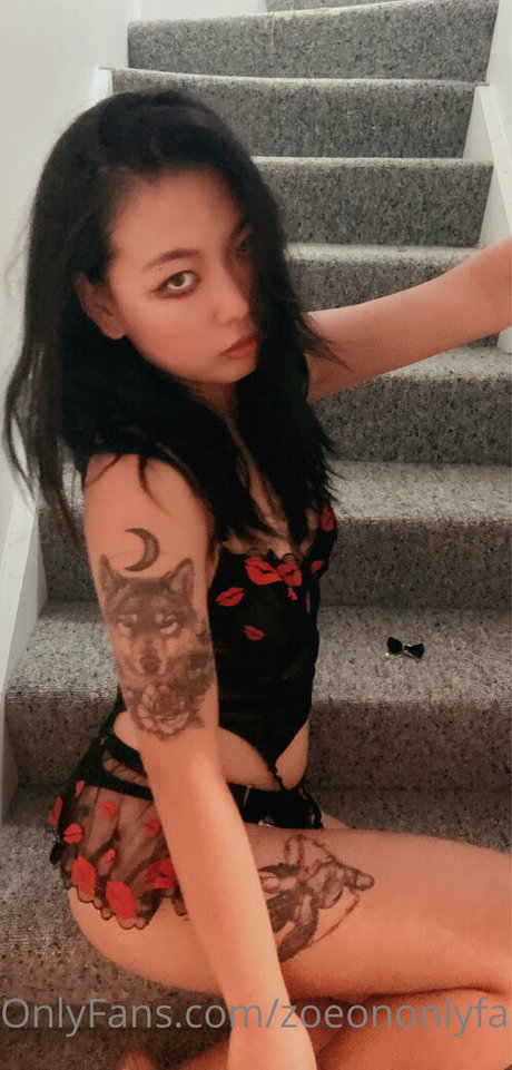 zoeononlyfans estrella porno perfecta galería