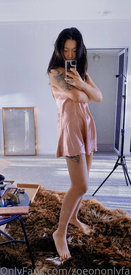 zoeononlyfans sexo modelo fotos