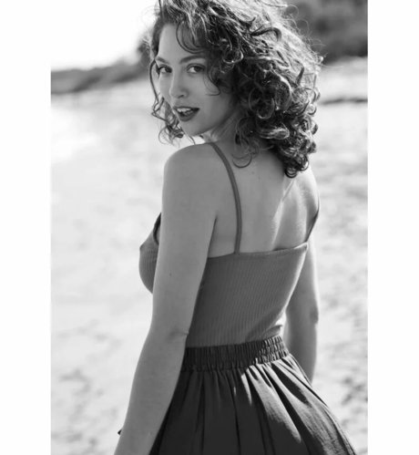 Zoe Camille sexo estrella archivo