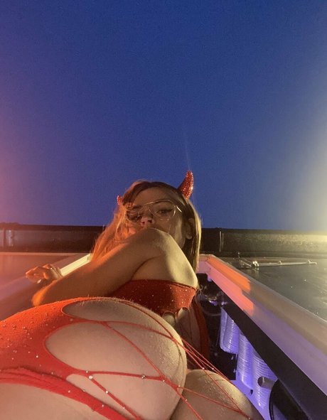 Zoe Azure estrella porno del sexo fotos