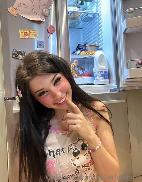 Belle Delphine actriz sexual foto