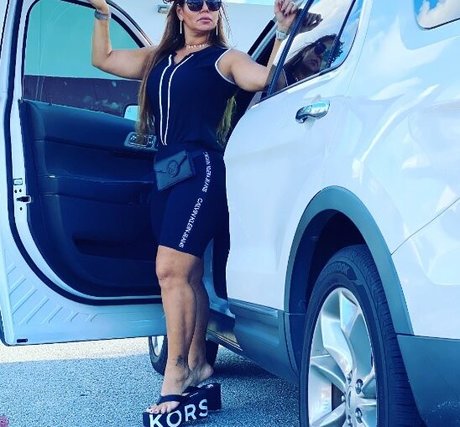 Coroa Gostosa estrella porno de arte galerías