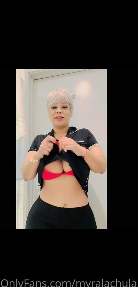 Myralachula estrella porno adulto fotos