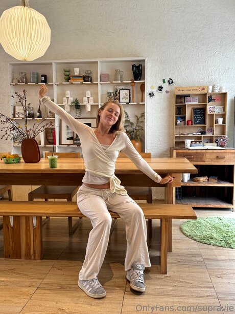 Supravie estrella porno mejor galería