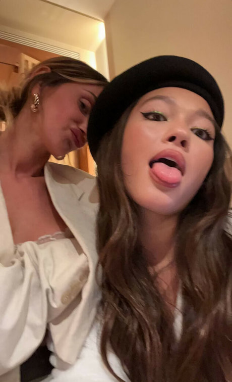 tatuaje de ébano onlyfans caliente desnudo archivo