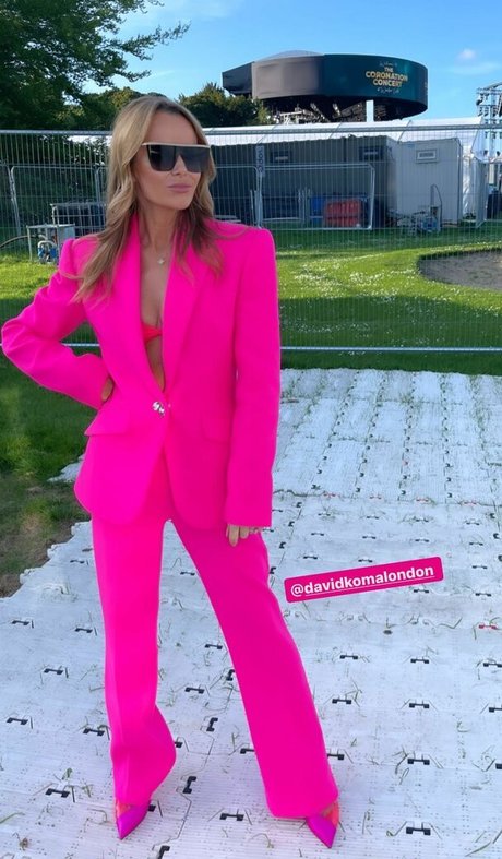 rubia asiática onlyfans hermosa pornografica galerías