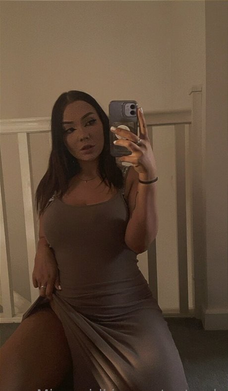 Mirrorgirlkim estrella porno bonita archivo