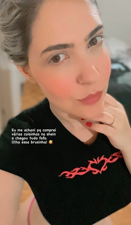 Nahzinhaa estrella porno sexy galería