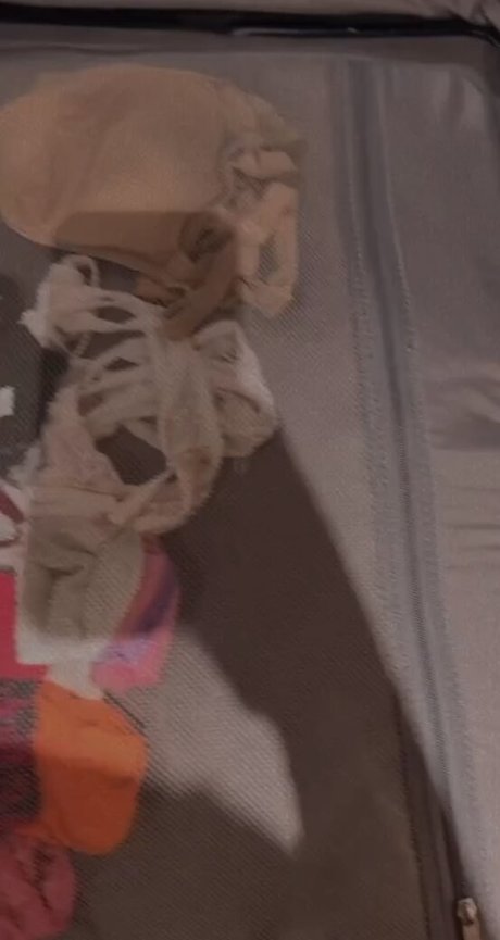 Nahzinhaa actriz atractiva imágenes