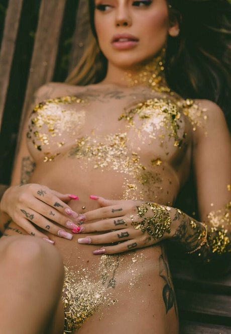 MC Mirella estrella adulta galería