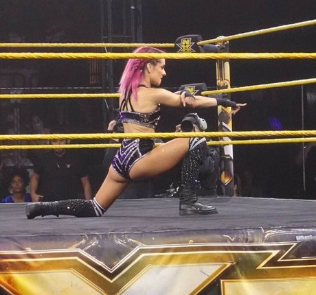 puma rubia onlyfans desnudo de alta calidad recopilación