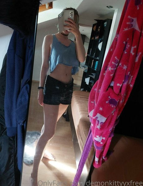 demonkittyyxfree estrella porno erótica imágenes