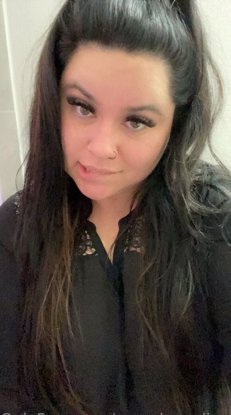 raunchy ryliexx modelo xxx fotos