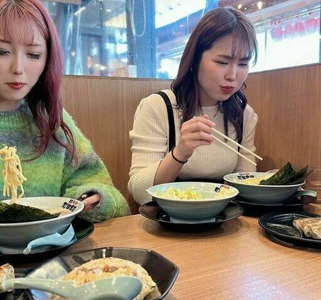 minamuffin actriz desnuda galerías