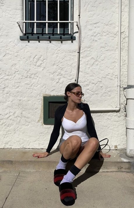 Luna Blaise estrella porno imágenes