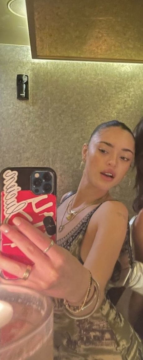 Luna Blaise actriz fotos