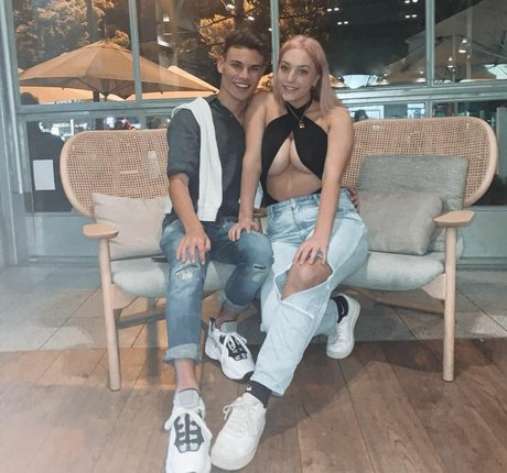 consolador anal adolescente onlyfans sexo caliente imagen