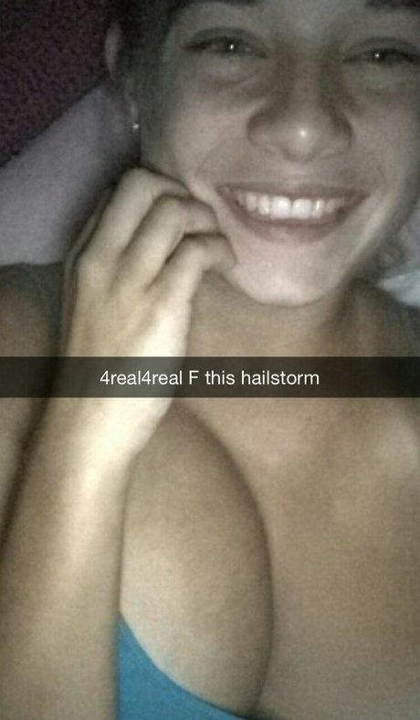 Schuyler Thornton actriz atractiva foto