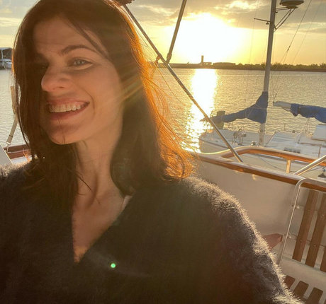 piernas abiertas onlyfans desnudos calientes foto