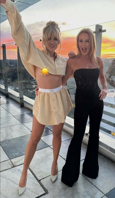 Ashley Roberts mejor estrella porno fotos