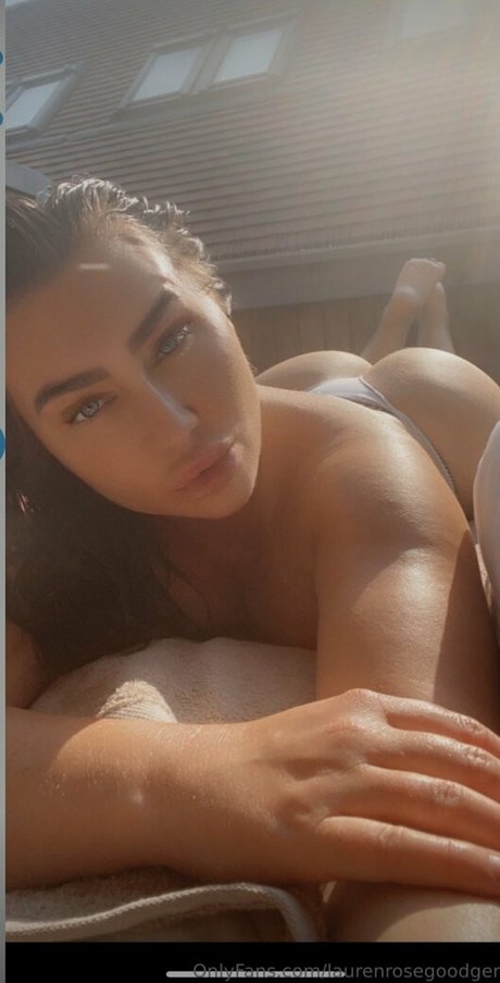 Lauren Goodger estrella exclusiva galería