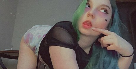 spookybaby777 modelo desnuda imagen