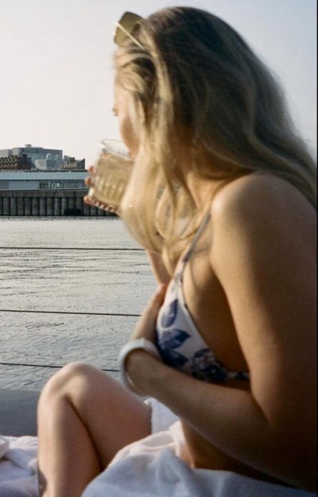 Madison Iseman estrella porno caliente imágenes