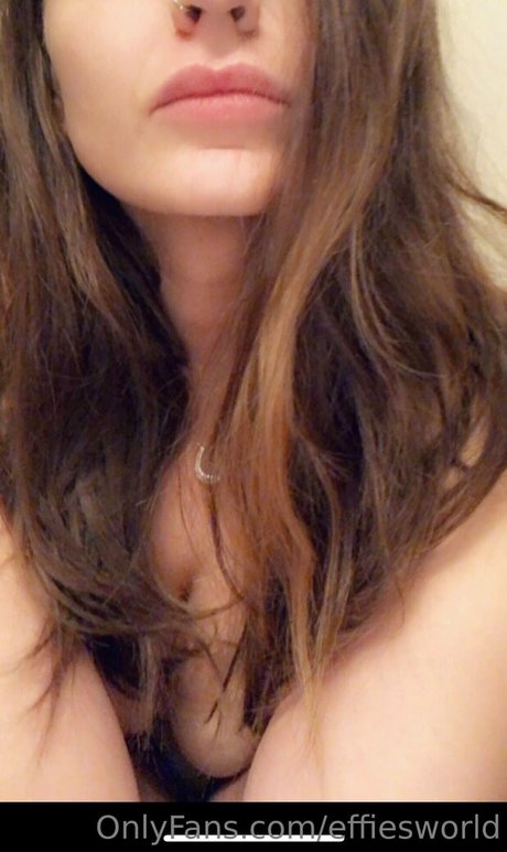 effiesworld modelo exclusivo archivo