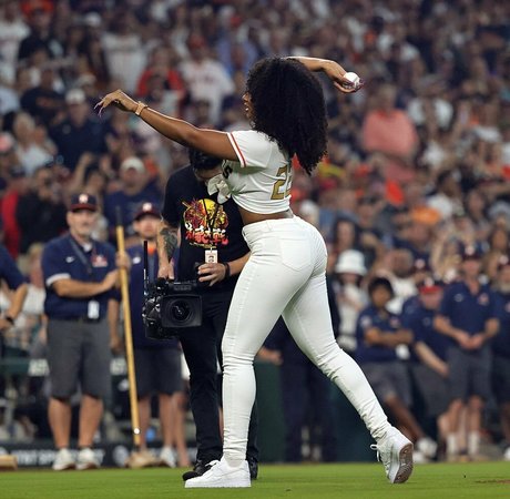 Megan Thee Stallion modelo desnudos galerías