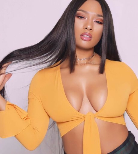 Megan Thee Stallion actriz desnuda galería