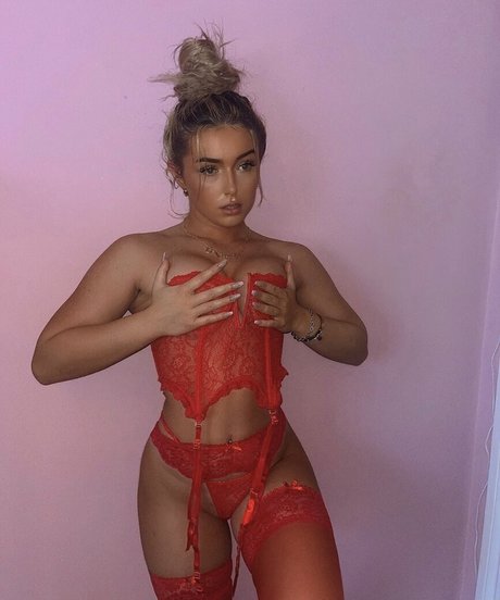 cora2002 actriz de arte fotos