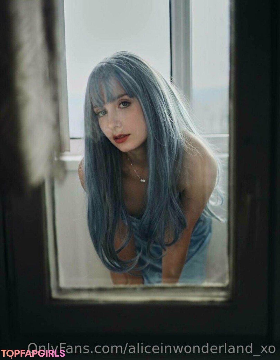 aliceinwonderland xo estrella superior fotos