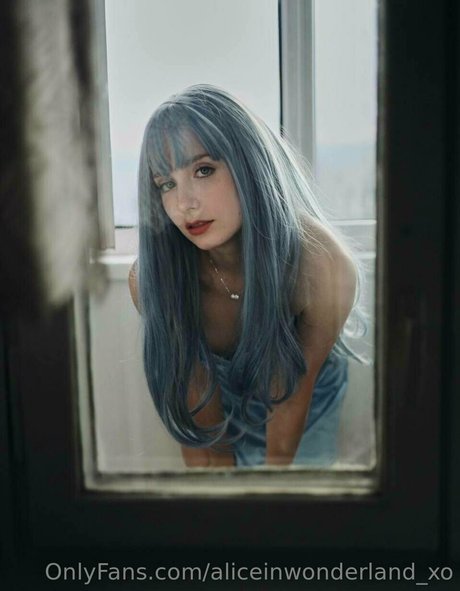 aliceinwonderland xo estrella superior fotos